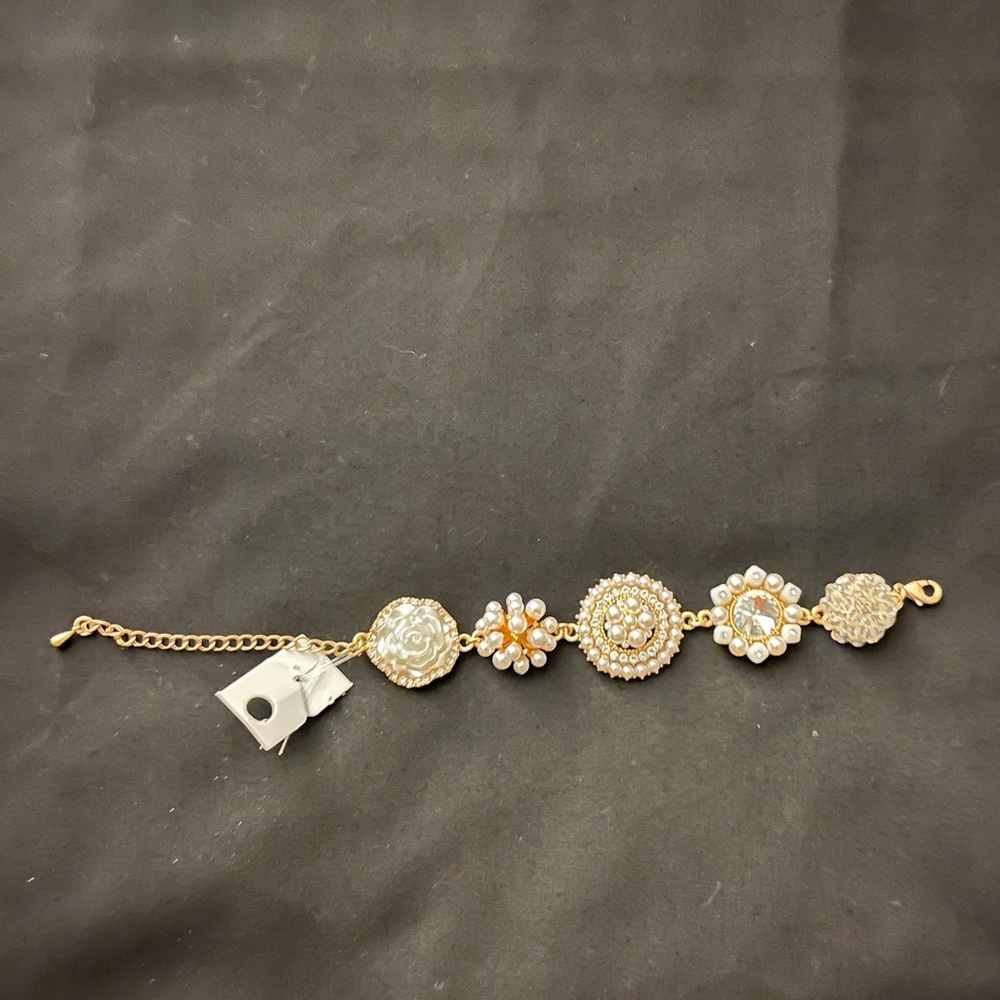 Misses 9” dressy bracelet